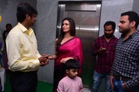 Meenakshi Dixit Launches Naturals Salon